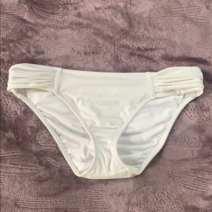 Never worn Shade& Shore white bikini bottoms CUTE!